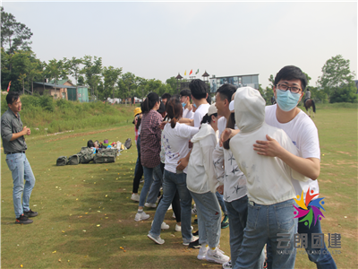 2020南京拓展訓(xùn)練如何挑選專業(yè)的拓展培訓(xùn)公司？