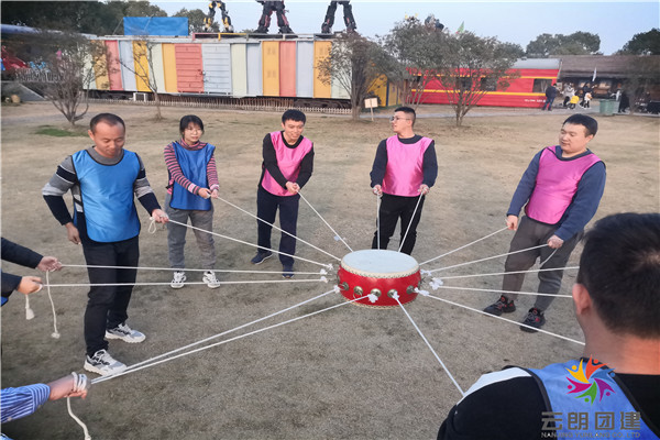 南京杏花村拓展基地團(tuán)隊(duì)拓展活動