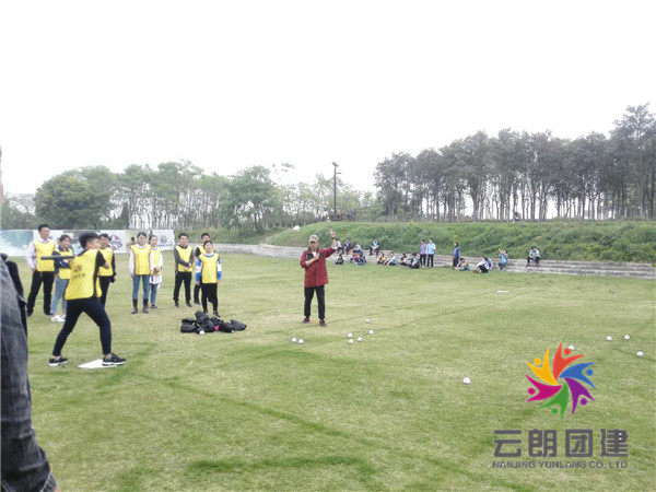 南京室內(nèi)拓展訓(xùn)練組織那些團(tuán)建活動(dòng)？