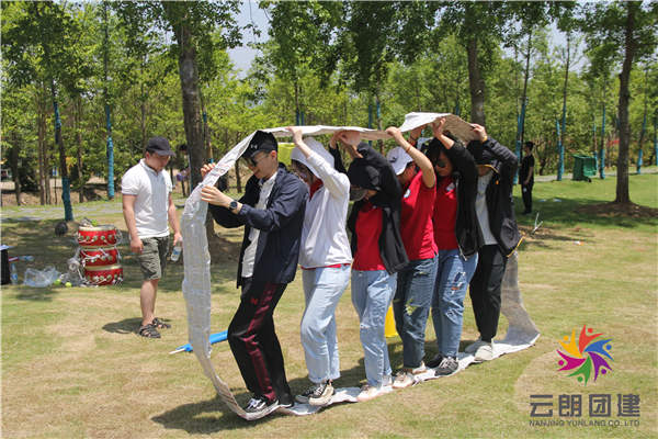 南京戶外拓展團建—東部戰(zhàn)區(qū)總醫(yī)院部門團建活動